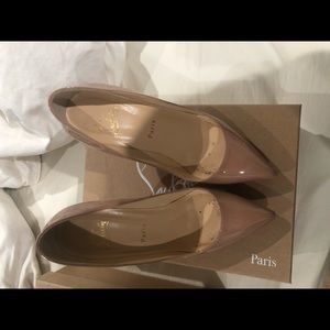 Christian Louboutin Pigalle Plato 37.5/7